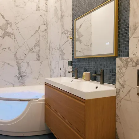 Appartamento Lavie Maison Marais Ac Hot Tub Parigi